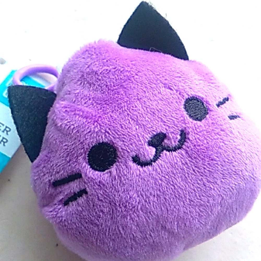 Purple Kitty Cat Hand Sanitizer Holder - Picture 1 of 2